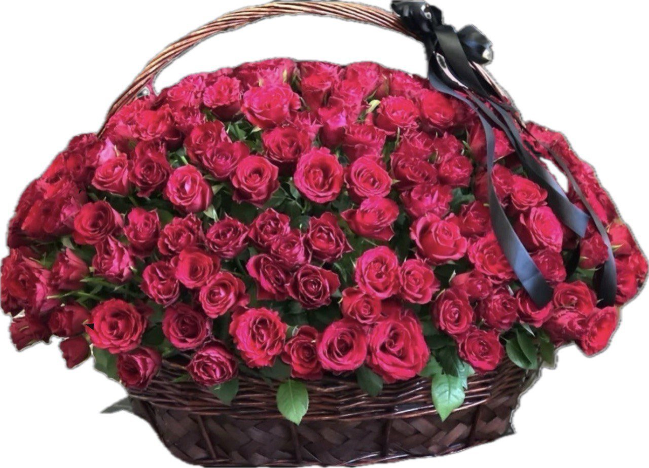 Корзина из живых цветов 200 шт.