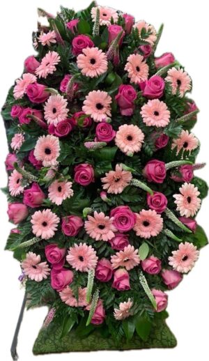 Венок из живых цветов ЦВ2