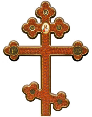 Крест на могилу сосновый фигурный с Иисусом